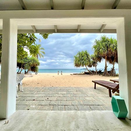 Moon Isle Beach Bungalow Nilaveli Eksteriør bilde