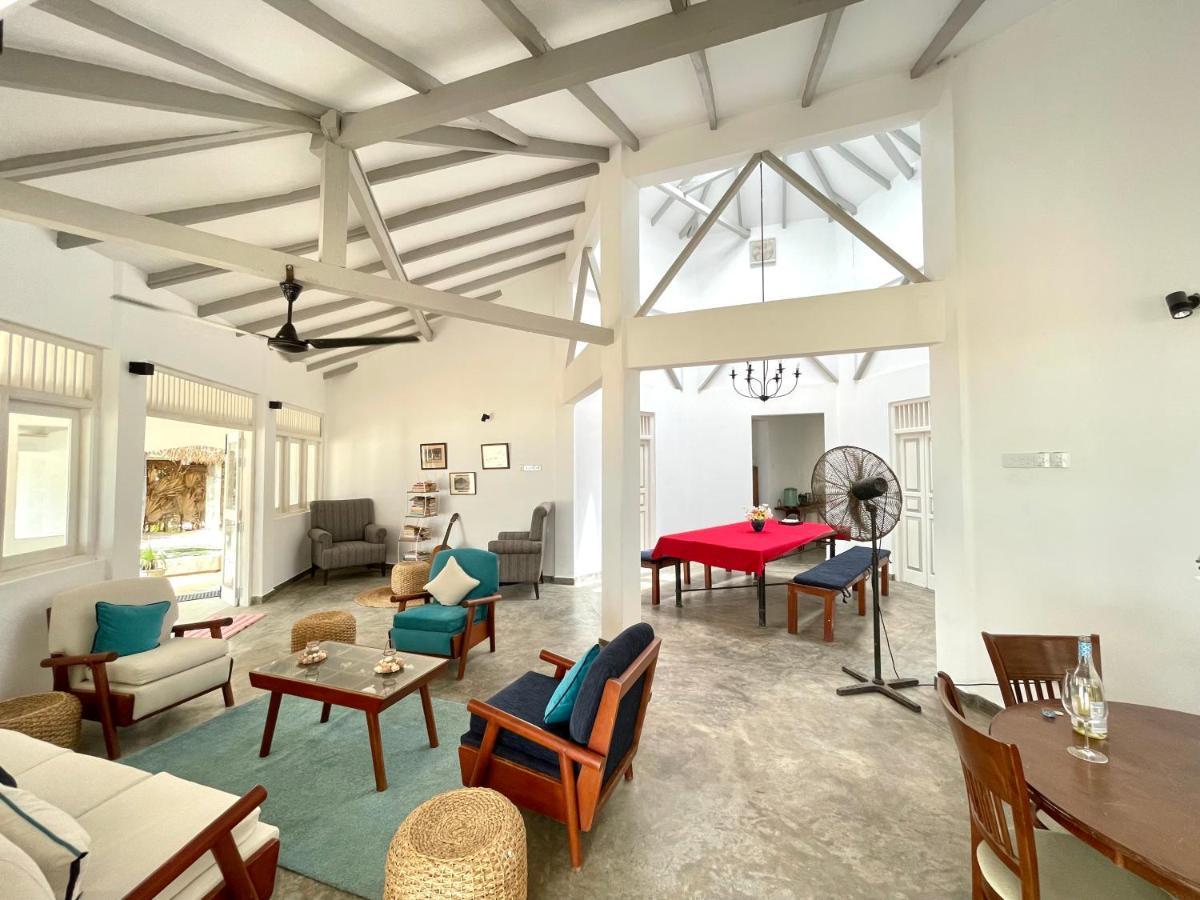 Moon Isle Beach Bungalow Nilaveli Eksteriør bilde