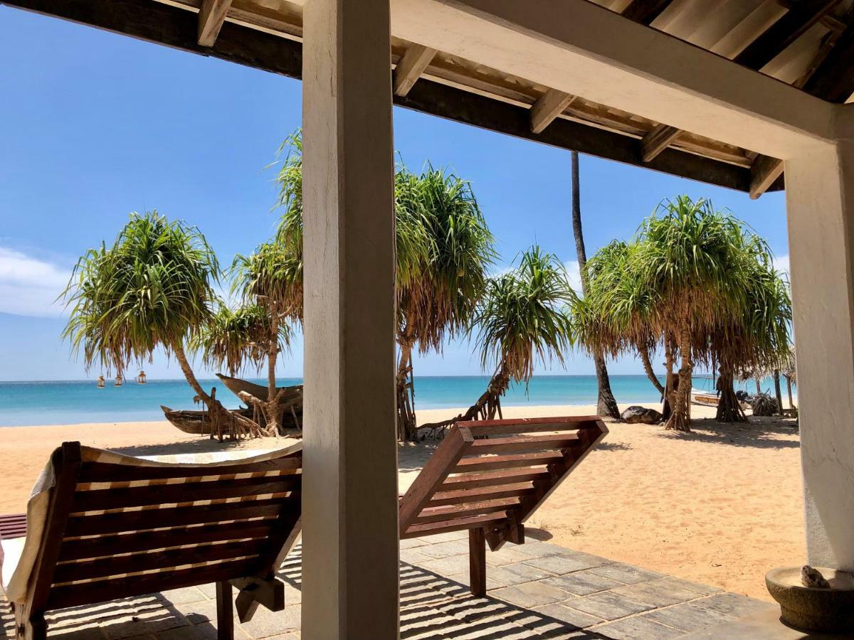 Moon Isle Beach Bungalow Nilaveli Eksteriør bilde